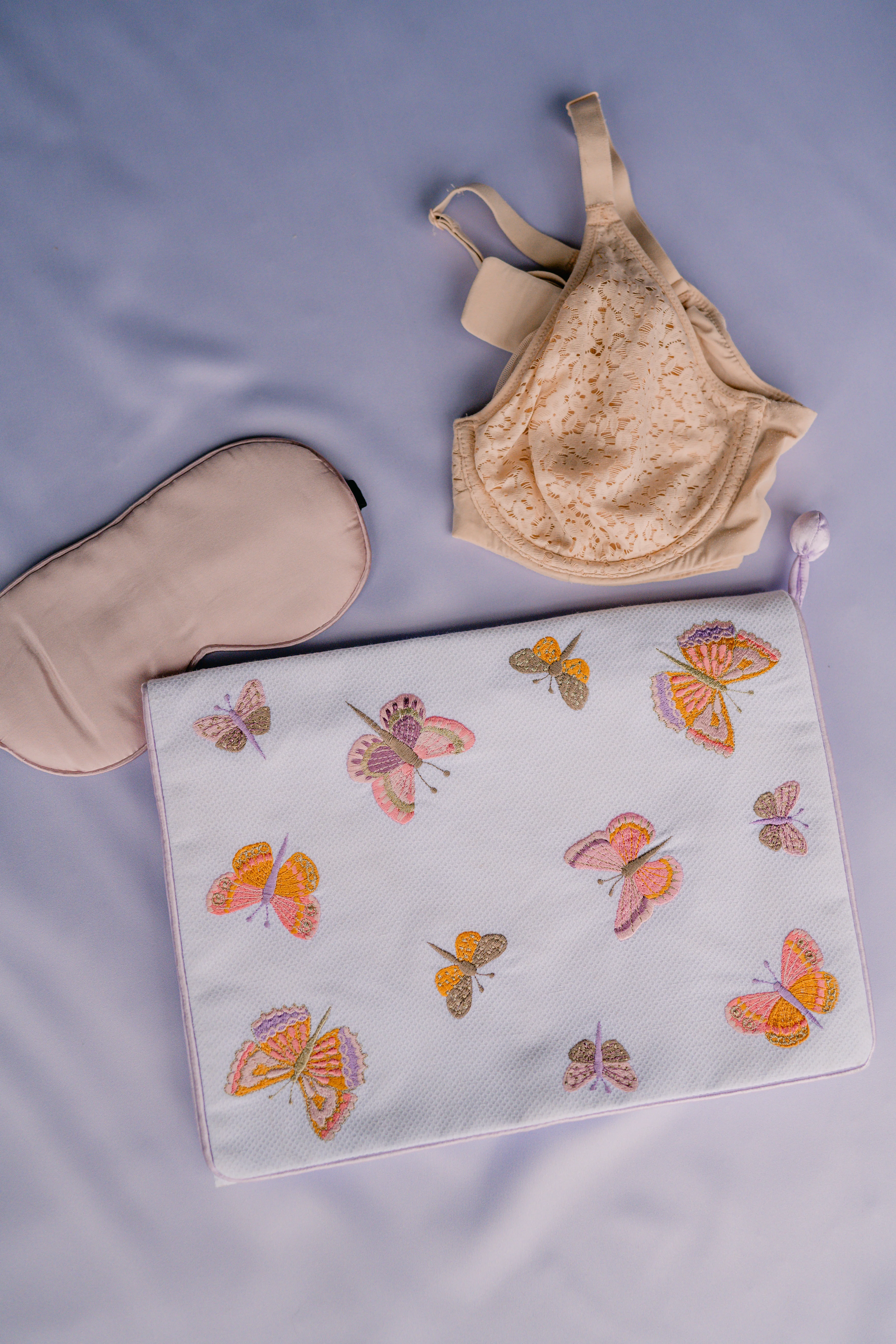 BUTTERFLY LINGERIE ENVELOPE - Image 4