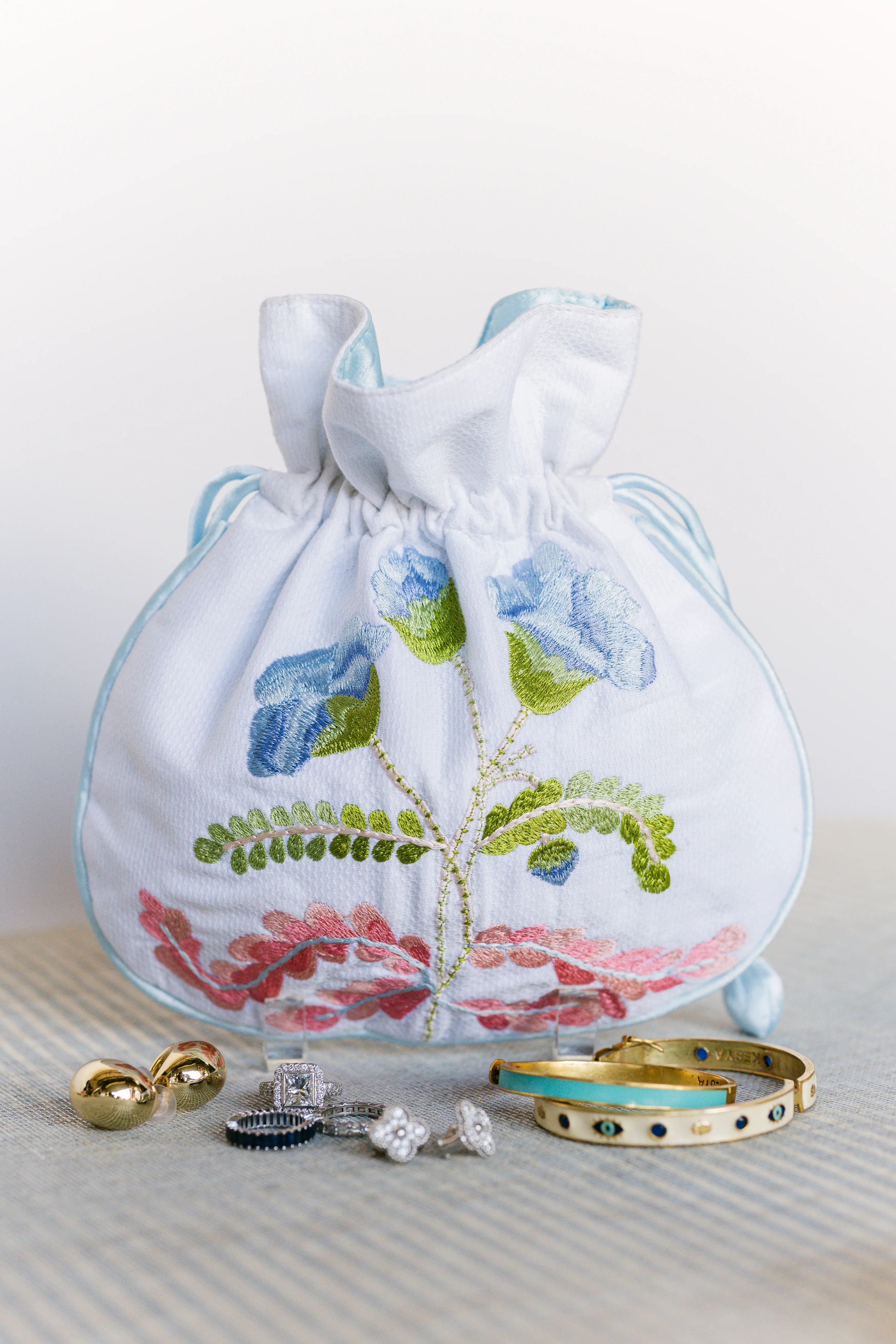 CARNATION JEWERLY POUCH - Image 3