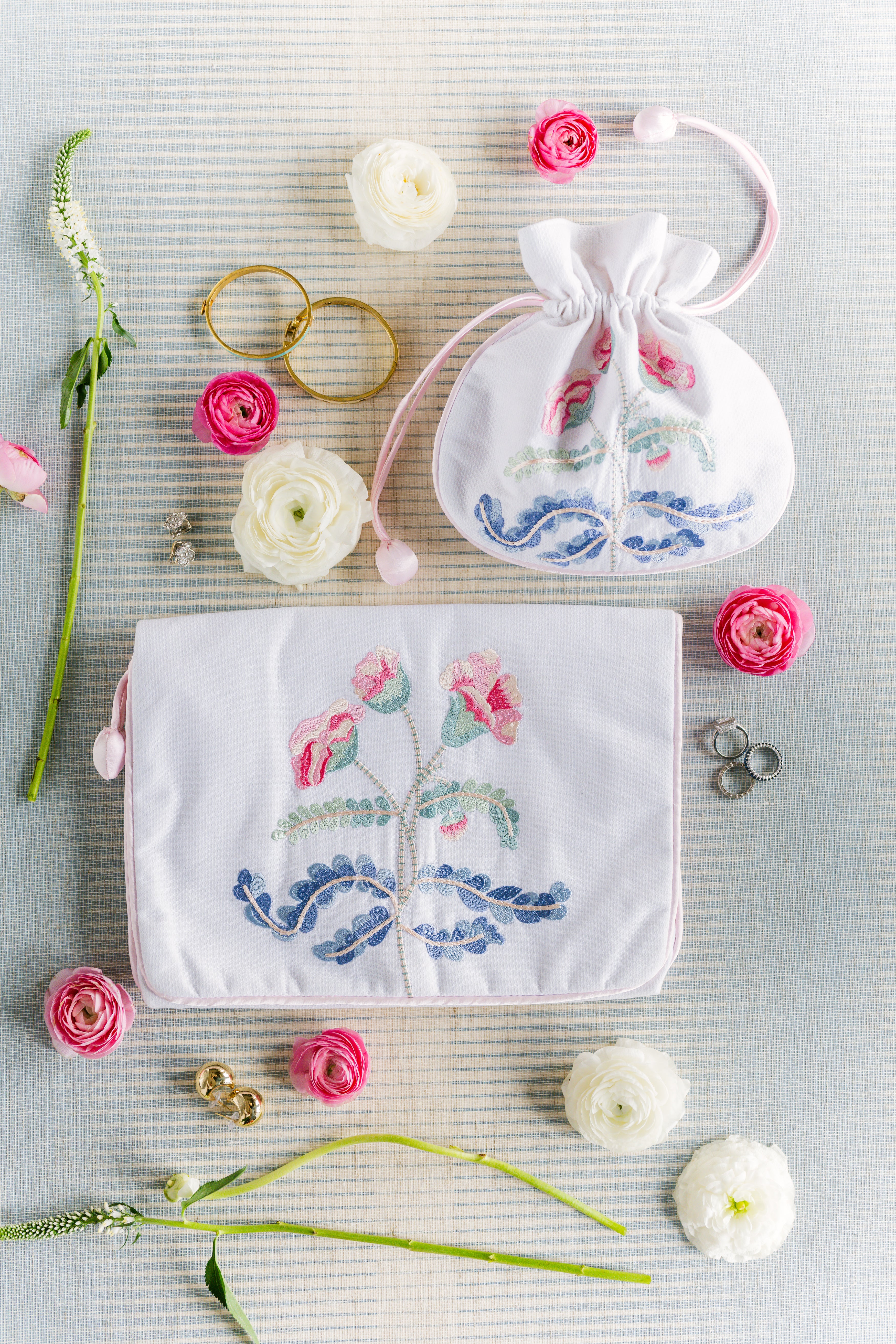 CARNATION LINGERIE ENVELOPE - Image 4