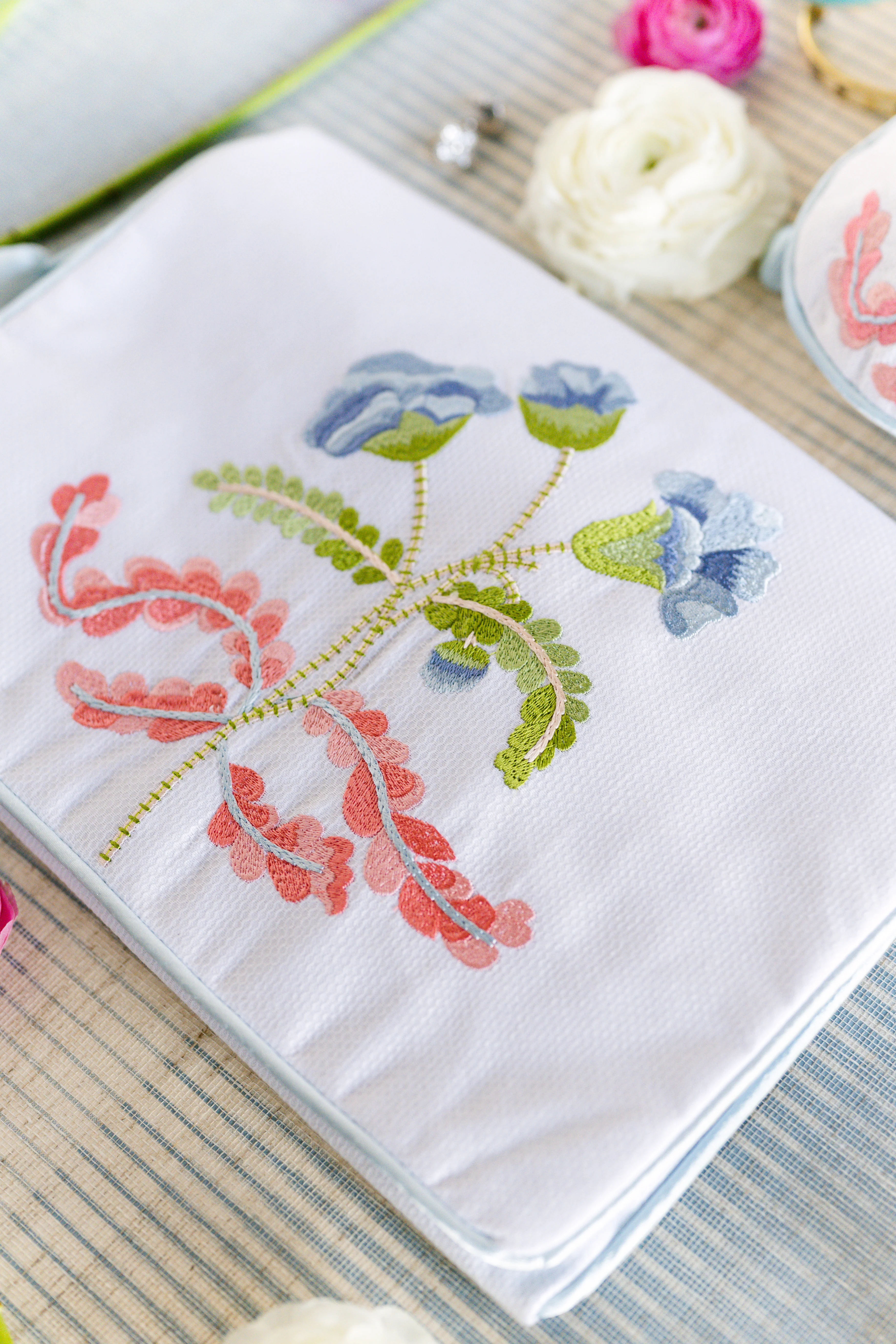 CARNATION LINGERIE ENVELOPE - Image 6