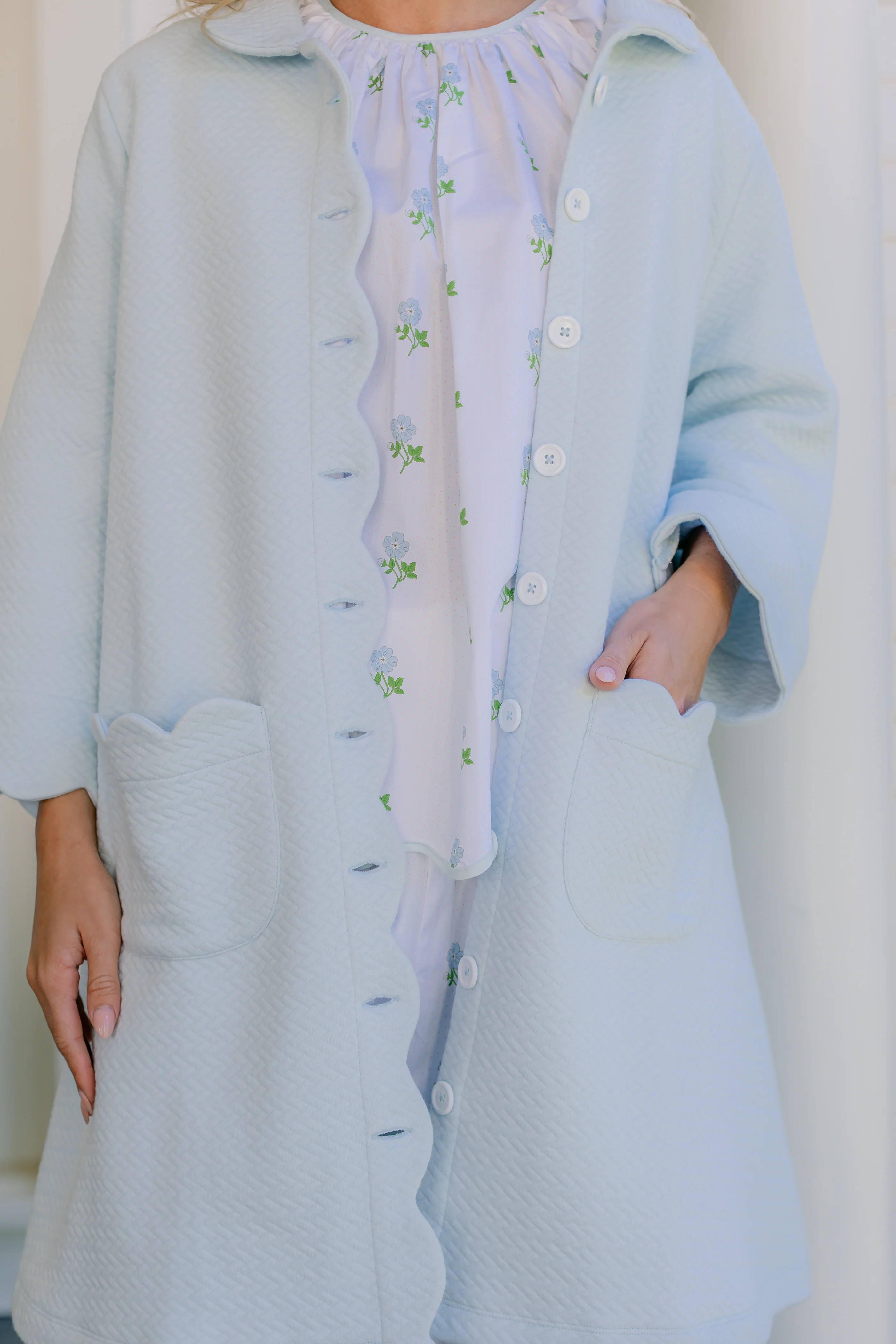 QUILTED BUTTON FRONT ROBE - Image 8