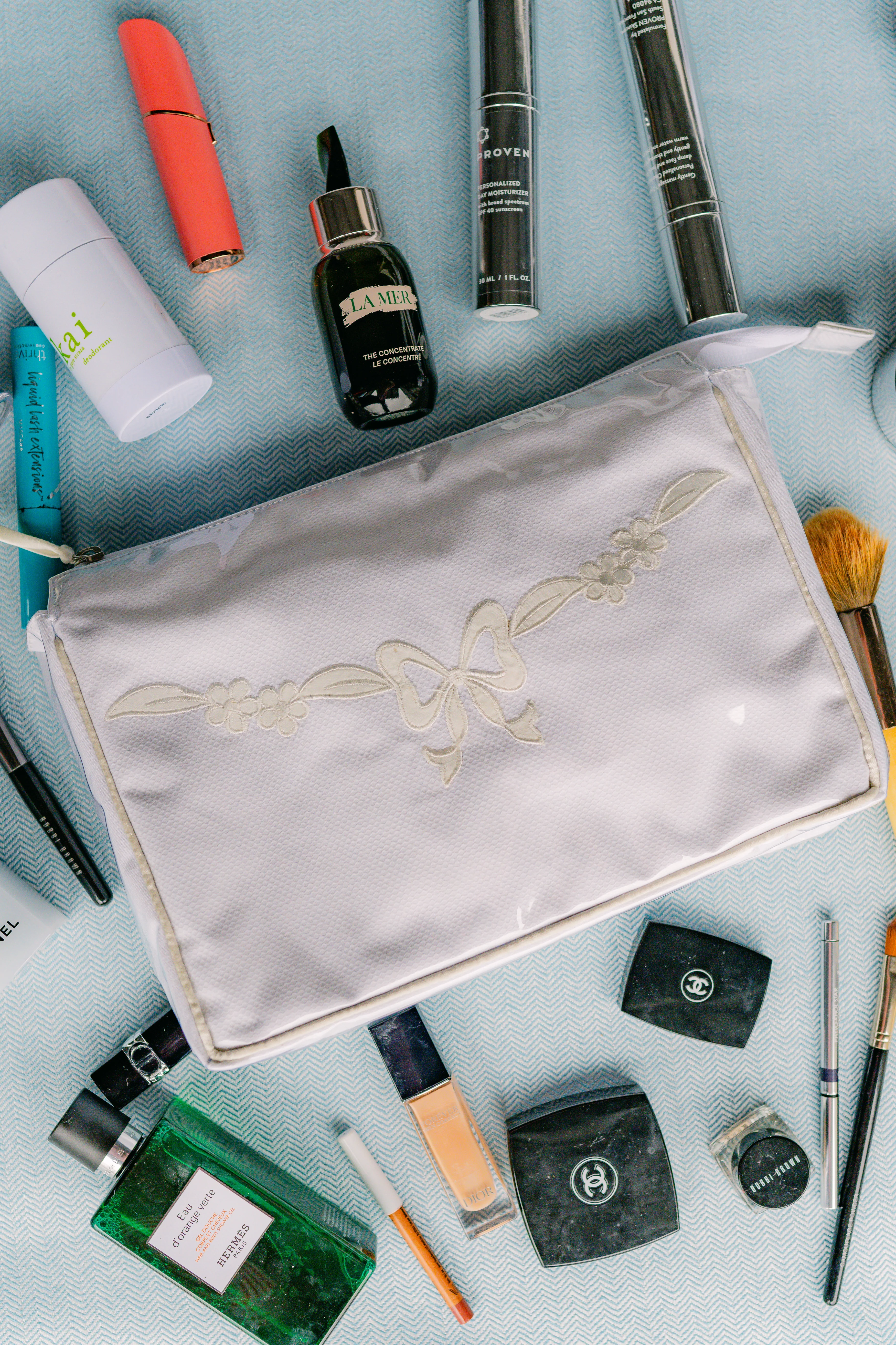 FLORAL BOW LARGE MAKEUP BAG - Image 7