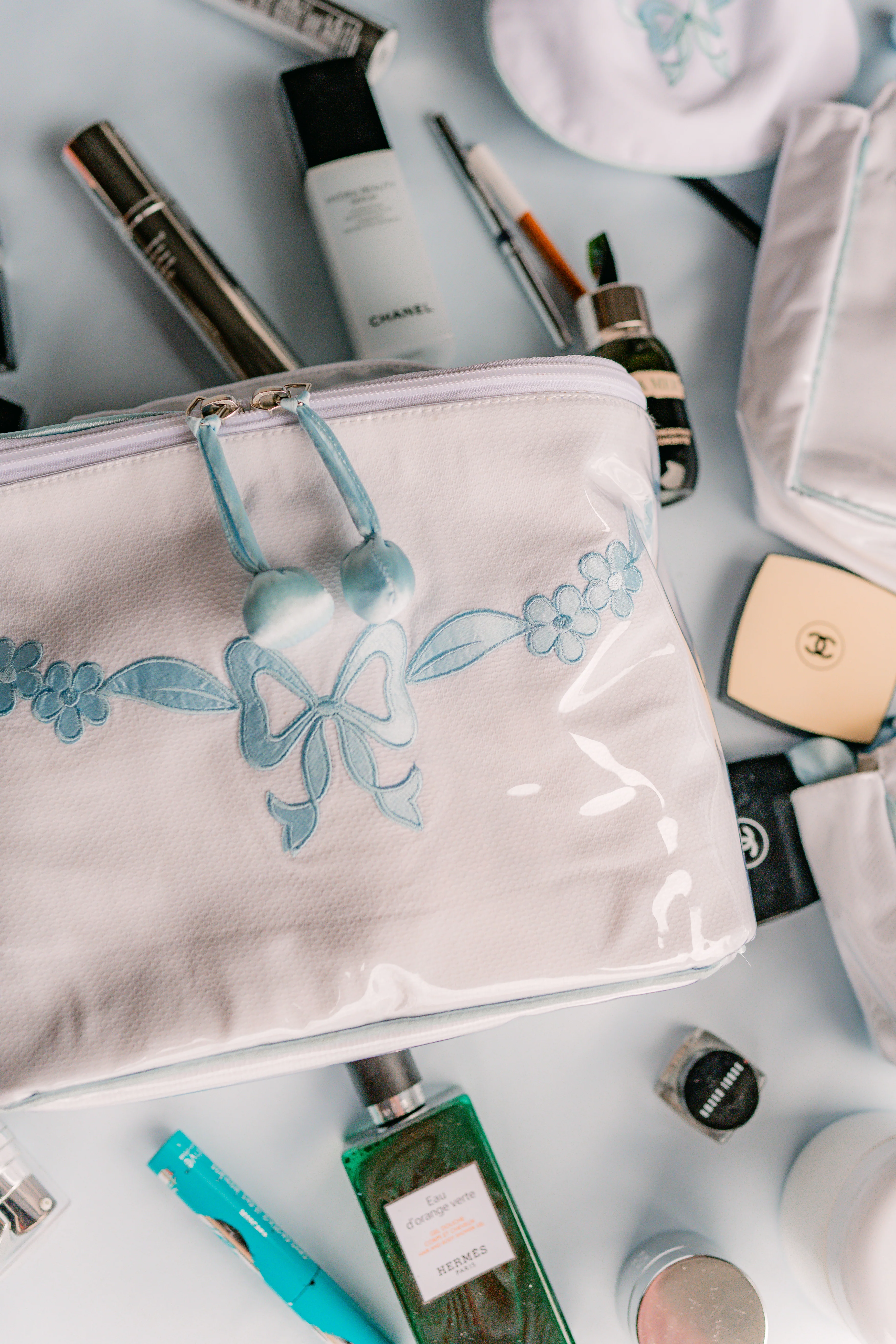FLORAL BOW TRAIN CASE - Image 4