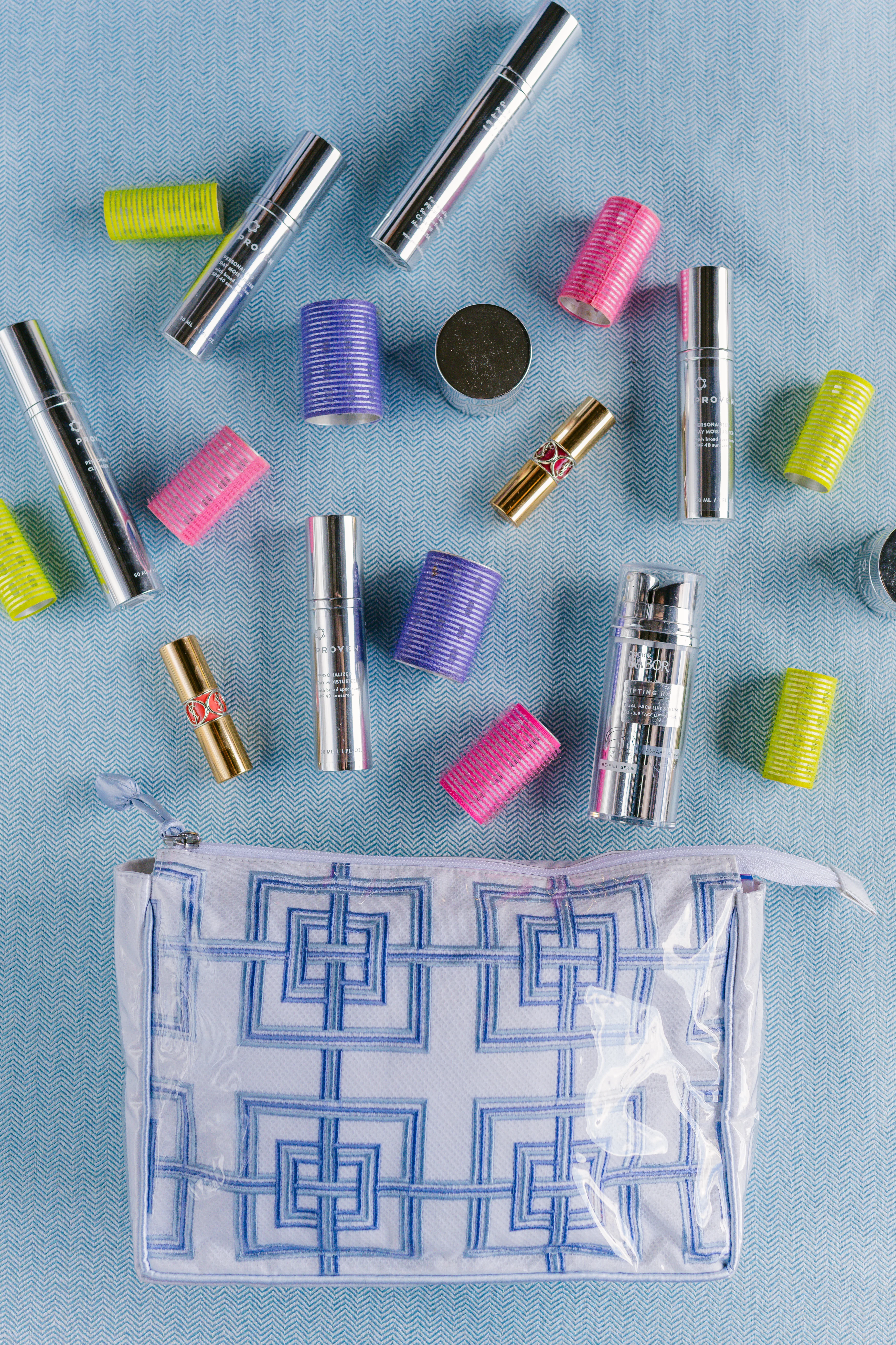 GEOMETRIC LARGE MAKEUP BAG - Image 4